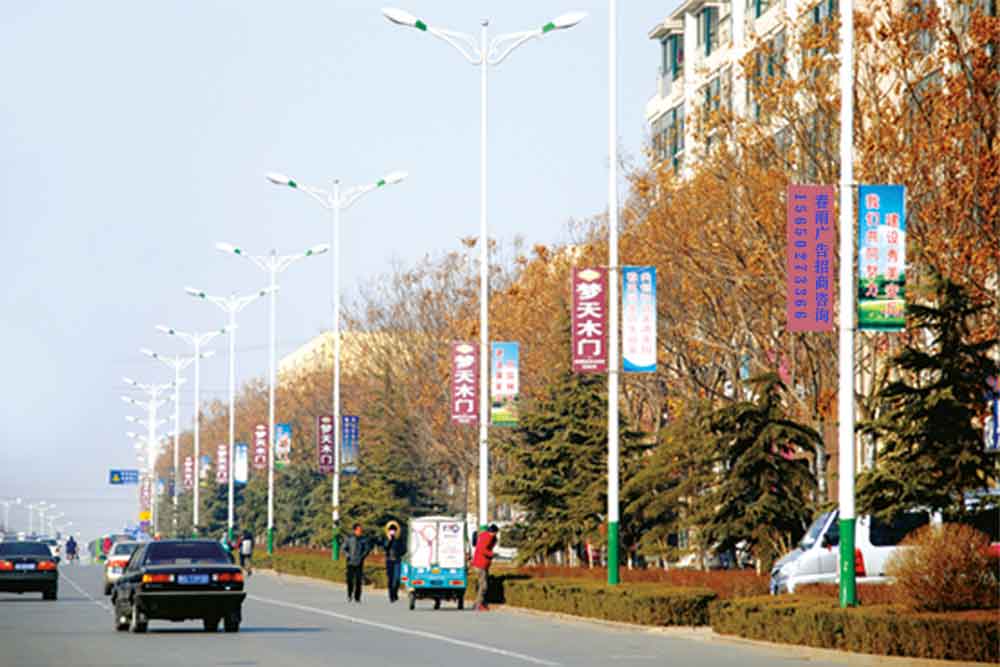 安丘路边广告位有什么优势？